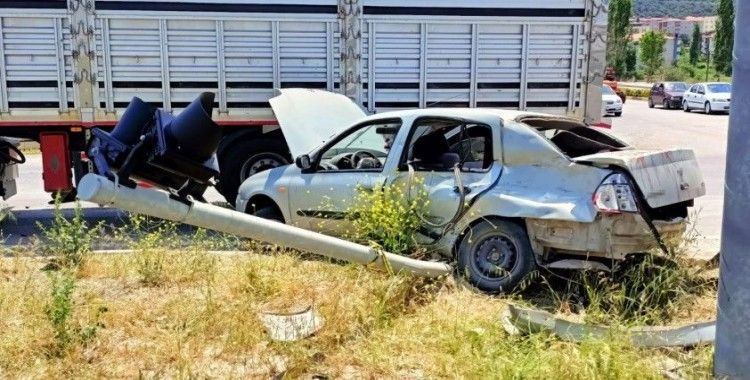 Manisa’da feci kaza: 2 ölü, 2 yaralı