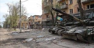 Ukrayna: Rus ordusu 27 bin 700 askerini, 1228 tankını kaybetti