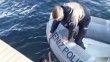 Can pazarı kamerada: Suya düşen genci deniz polisi kurtardı