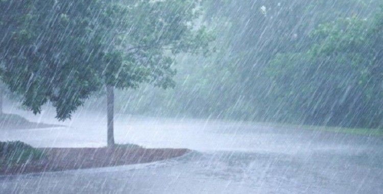 Meteoroloji tarih verdi: İstanbul dahil birçok ile 'sağanak yağış' uyarısı