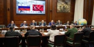 Türk ve Rus askeri heyetleri Moskova'da tahıl yüklü gemilerin Ukrayna'dan çıkışını görüştü