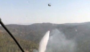 TSK'nın 10 ton su atan Chinook helikopteri Muğla'daki yangında göreve başladı