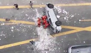 Çin'de elektrikli otomobil 3 kattan düştü