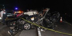 Kastamonu'da otomobil ile otobüsün çarpıştığı kazada 2 kişi ölü, 16 kişi yaralandı