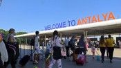 Antalya Havalimanından rekor: Bir günde bin 3 uçak inip kalktı