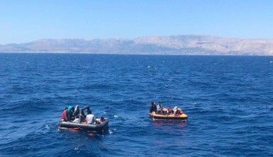 Çeşme açıklarında 45 düzensiz göçmen kurtarıldı
