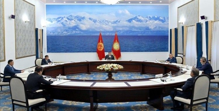 Kırgızistan Cumhurbaşkanı Caparov, Türk dünyasının istihbarat başkanlarını kabul etti