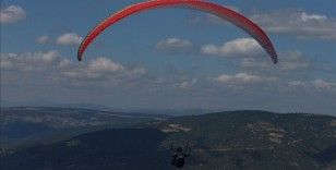 Türkiye Yamaç Paraşütü Mesafe Şampiyonası Tokat'ta sürüyor