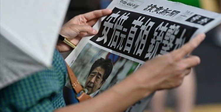 Japonya'da Abe suikastıyla gündeme gelen Moon Tarikatı ile siyasilerin ilişkileri tartışılıyor