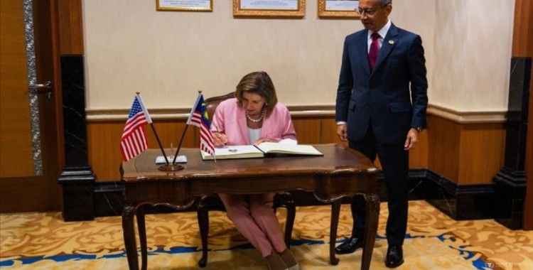 ABD Temsilciler Meclisi Başkanı Pelosi, Malezya'dan ayrıldı