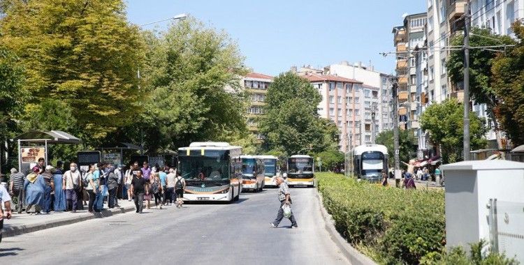 Eskişehir'de tramvay merkezindeki trafoda yangın çıktı, ulaşım 3 saat aksadı