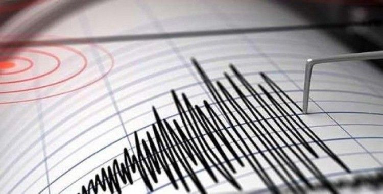 4.3 büyüklüğünde deprem: Bazı evlerde çatlaklar oluştu