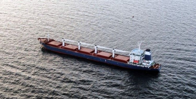 Mısır yüklü Razoni gemisini denetleyecek 20 kişilik heyet tahıl gemisine geçiyor