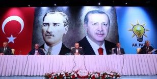 Cumhurbaşkanı Erdoğan partililerle bir araya geldi