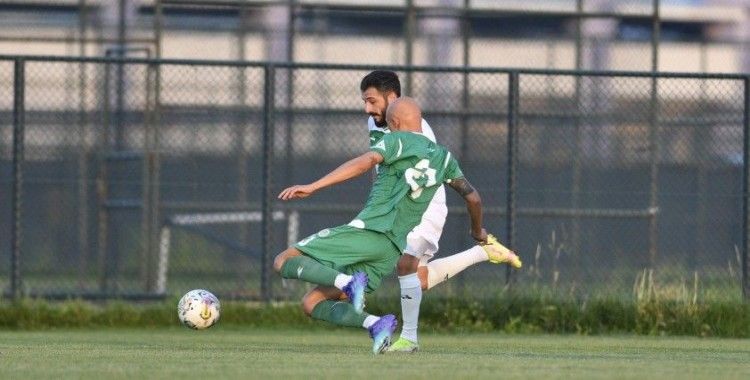 Bursaspor, hazırlık maçında Etimesgut Belediyespor’u 1-0 mağlup etti