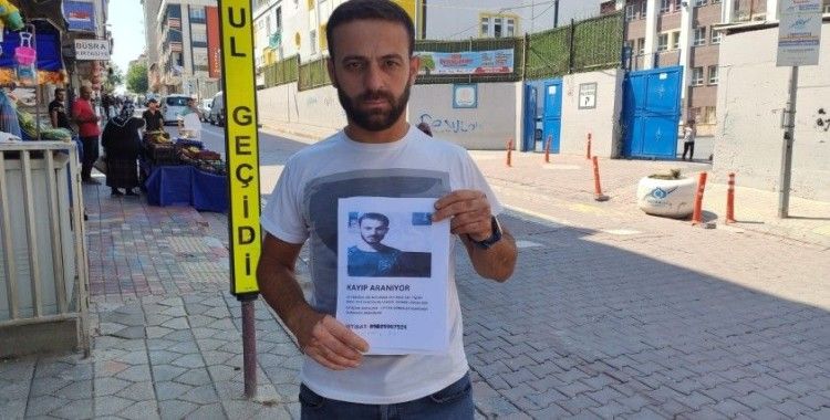  Antalya’dan geldi sokak sokak dolaşıp kayıp kardeşini arıyor