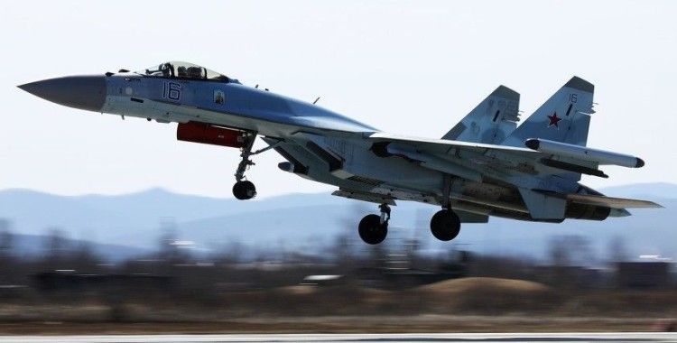 İran, Rusya'dan Su-35 tipi savaş uçakları almayı planlıyor