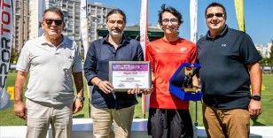 Mete Gazoz, 'Sportif Fair Play Kariyer Dalı' ödülünü Antalya'da aldı