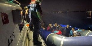 İzmir açıklarında geri itilen 210 göçmen kurtarıldı, 236 göçmen de yakalandı