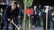 Cumhurbaşkanı Erdoğan, Semerkant’ta ağaç dikti