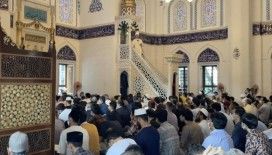 Diyanet İşleri Başkanı Erbaş, Japonya'da cuma hutbesi irad etti