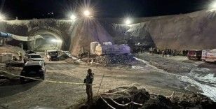 Van-Hakkari kara yolundaki inşaatta meydana gelen göçükte 2 işçi hayatını kaybetti