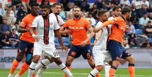 Spor Toto Süper Lig: Başakşehir: 0 - Karagümrük: 0 (İlk yarı)