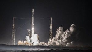 SpaceX'in Falcon 9 roketi 54 Starlink uydusunu daha yörüngeye gönderdi