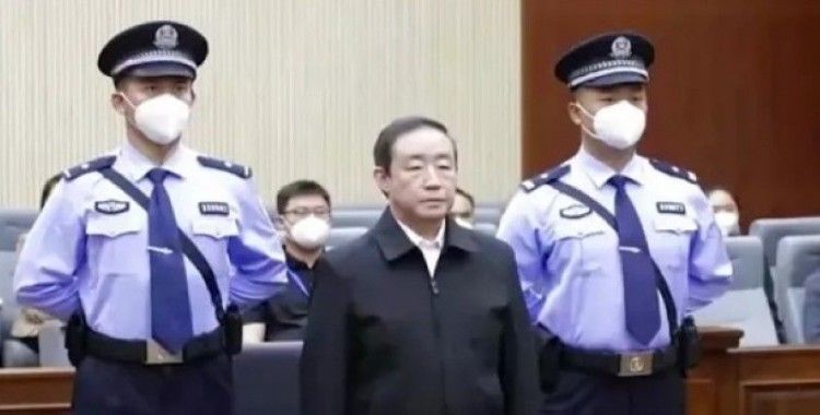 Çin'de eski Adalet Bakanı Fu Zhenghua, rüşvet almaktan ölüm cezasına çarptırıldı
