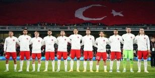 Uluslar Ligi: Türkiye: 2 - Lüksemburg: 2 (İlk yarı)