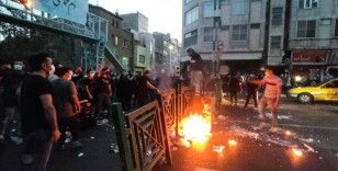 ABD'den kadın protestolarında şiddet gerekçesiyle İranlı bazı güvenlik yetkililerine yaptırım