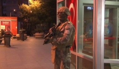 Bakırköy'de hastane önünde silahlı saldırı