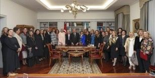 TBMM Başkanı Şentop 'Karar Mekanizmalarındaki Kadın Liderler'e ödül verdi