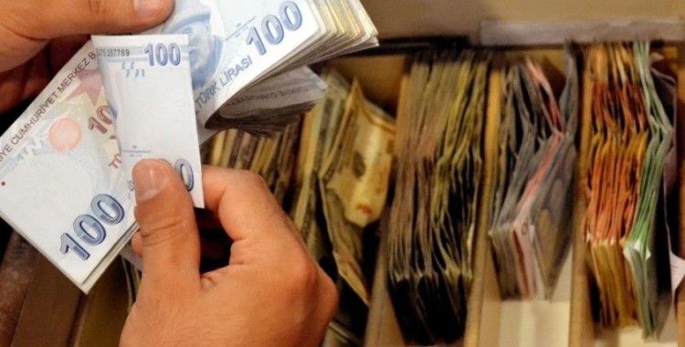 Merkez’in faiz oranı vatandaşa yansımadı, bankacılık sektörü kârını 5’e katladı