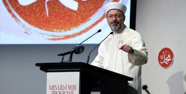 Diyanet İşleri Başkanı Erbaş, Paris'teki Mevlid-i Nebi programına katıldı