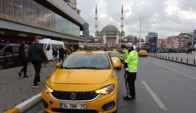 Ceza yiyen taksiciden polise küstah tepki