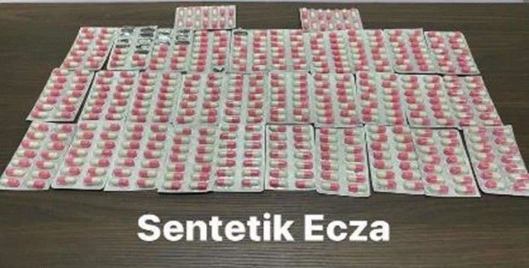 Kırıkkale'de 431 adet sentetik ecza hap ele geçirildi: 2 gözaltı