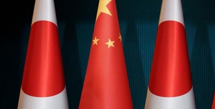 Çin ve Japon liderleri, Tayland'daki APEC Zirvesi'nde ilk kez yüz yüze görüştü
