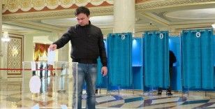 Kazakistan, referandumla değiştirilen sistemin ilk cumhurbaşkanını seçmek için sandık başına gidiyor