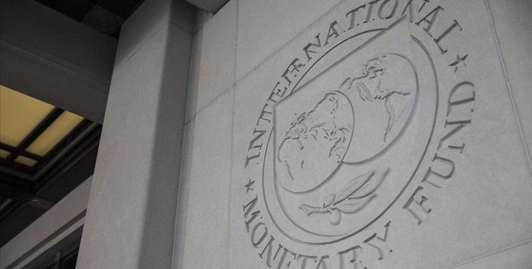 IMF'den Fransa'ya 'mali politikalarını bütçe açığını düşürecek şekilde ayarla' çağrısı