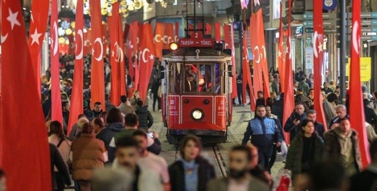 İstanbul Valiliğinden terör saldırısı sonrası İstiklal Caddesi için 'genel emir'