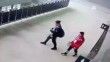 Tatil edilen Göztepe-Altay maçında fişeklerin stada sokulması kamera kaydında