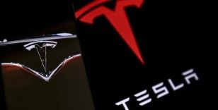 Tesla, Çin'de satılan 400 binden fazla otomobilini yazılım hatası nedeniyle geri çağırdı