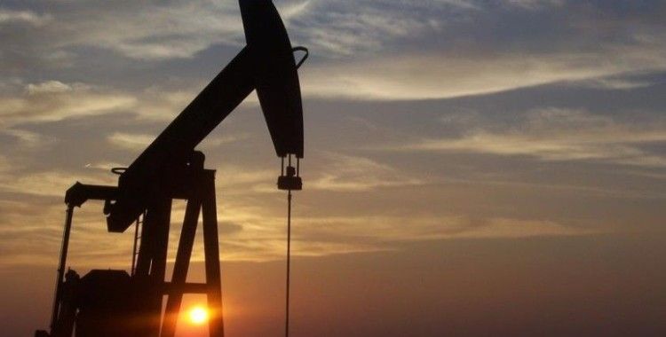 Rusya, Pakistan'a indirimli fiyattan ham petrol satacak