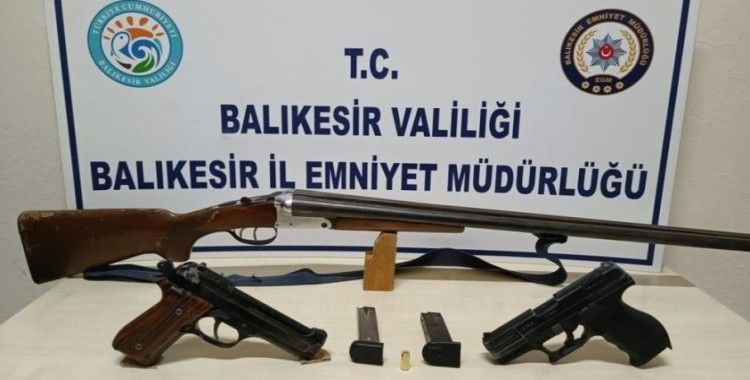 Balıkesir'de 17 aranan şahıstan 11'i tutuklandı