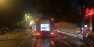 Pendik'te metruk binada çıkan yangın itfaiye ekiplerince kontrol altına alındı