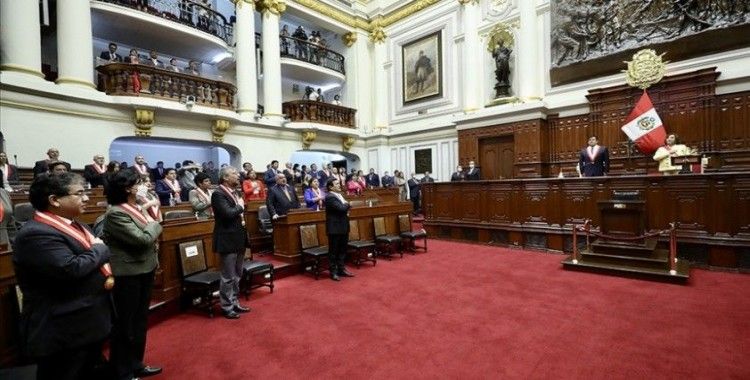 Peru'daki siyasi krizin ardından ülkenin istikrarı belirsizliğini koruyor