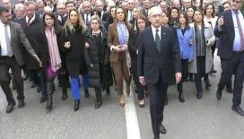 CHP lideri Kemal Kılıçdaroğlu Adalet Bakanlığı'na yürüdü