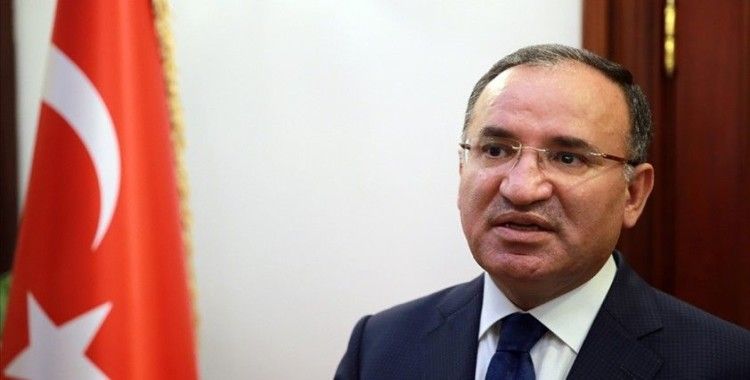 Adalet Bakanı Bozdağ'dan 'kadına şiddet ve çocuk istismarı' genelgesi