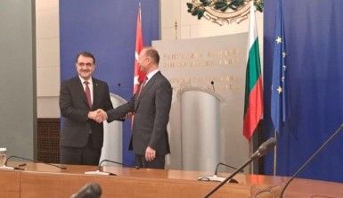 Türkiye ile Bulgaristan doğal gaz alanında iş birliği anlaşması imzaladı